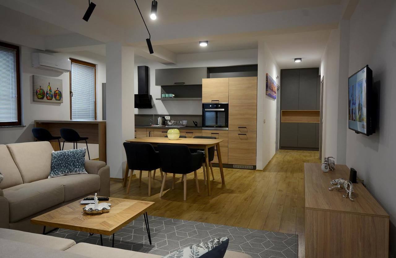 Central Apartments In Skopje City Center 외부 사진