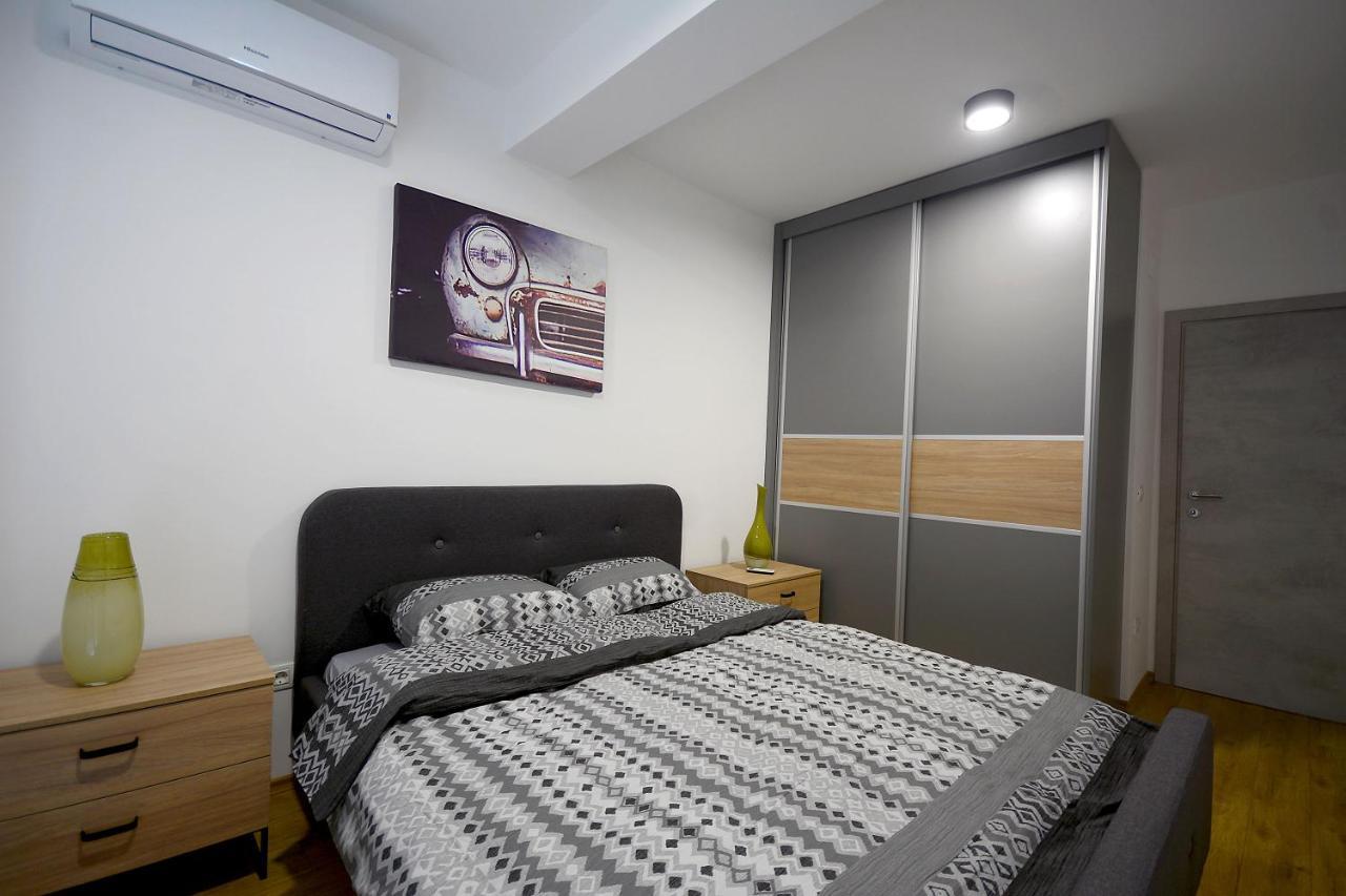 Central Apartments In Skopje City Center 외부 사진